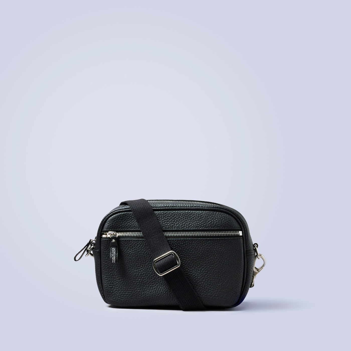 ＜レザリ＞エンボスミニショルダーバッグ/ブラック