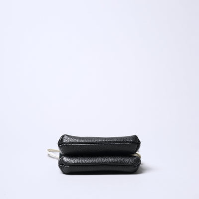 <SENTI FLATTER THE SENSES> Shrink Leather Neck Wallet / Black