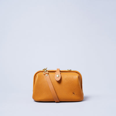 <kissora> Epika Shoulder Bag with Clasp Opening / Red