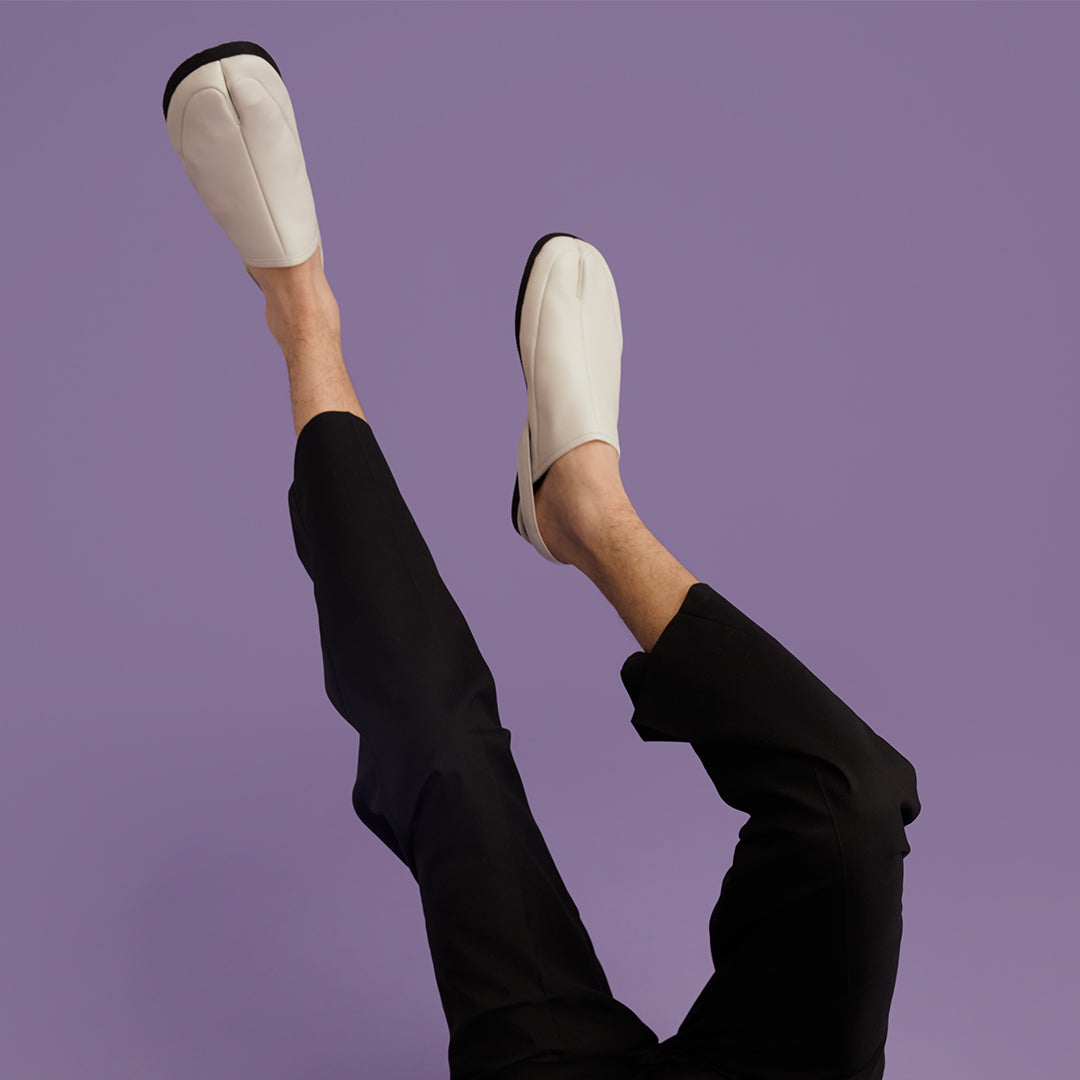 ＜スタスタ＞足袋シューズ/白