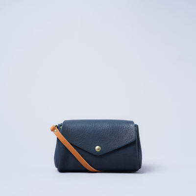 <kissora> Epika Crossbody / Black