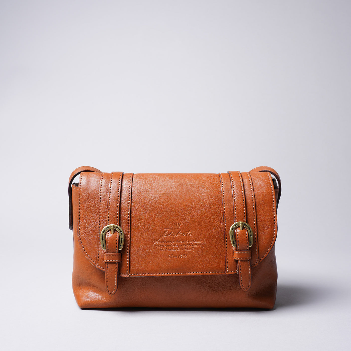 <Dakota> Shoulder Bag M / Brown