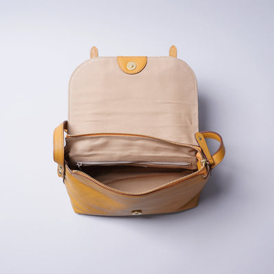 <Dakota> Shoulder Bag M / Brown