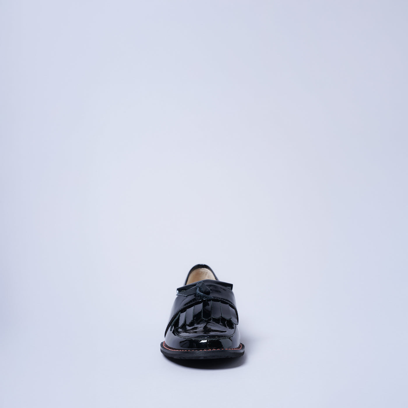 <KUTSUNE> LOAFER / Black Enamel (Black)