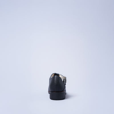 ＜クツネ＞T-STRAP LOAFER/黒(ブラック)