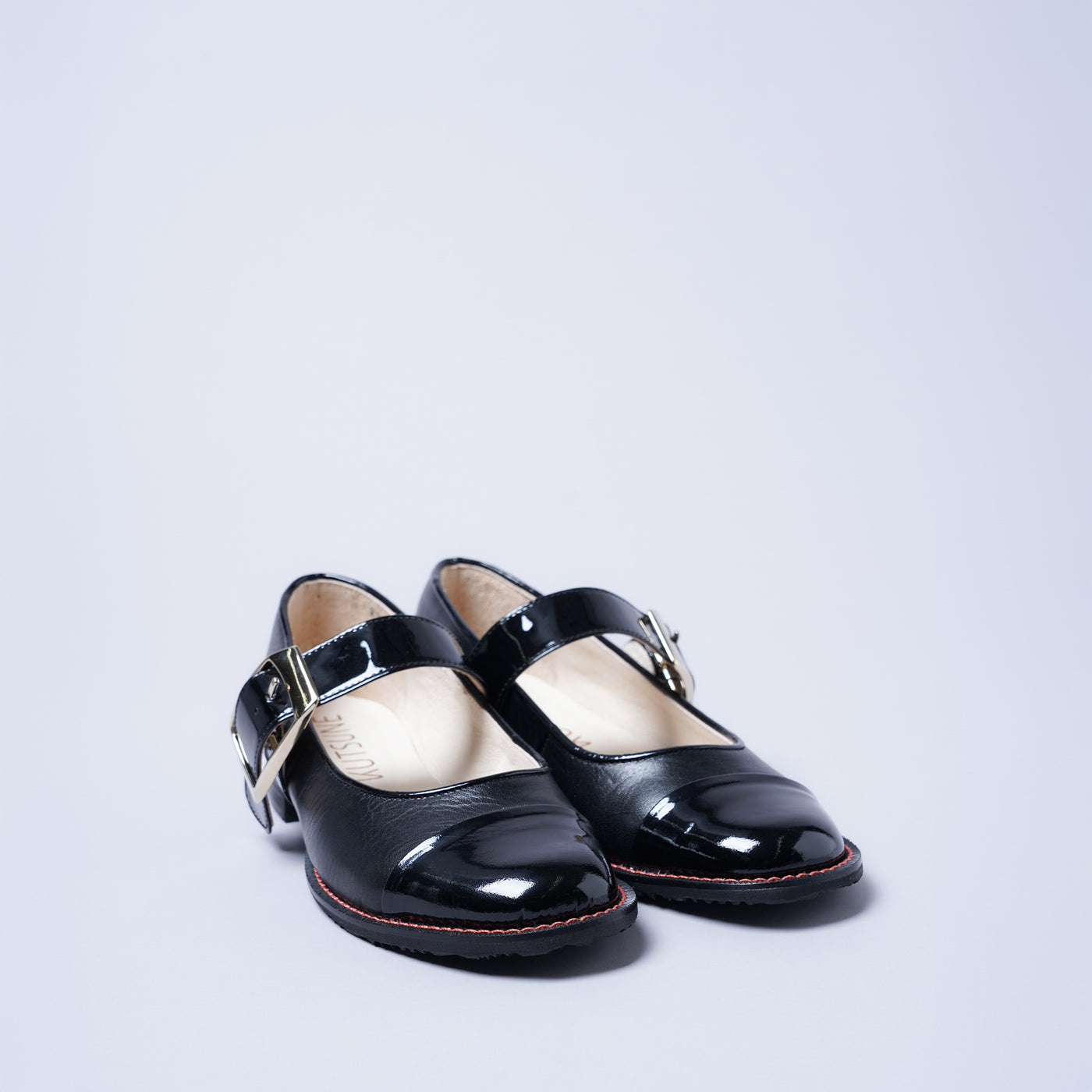 ＜クツネ＞BIG BIJOU PUMPS/黒(ブラック)