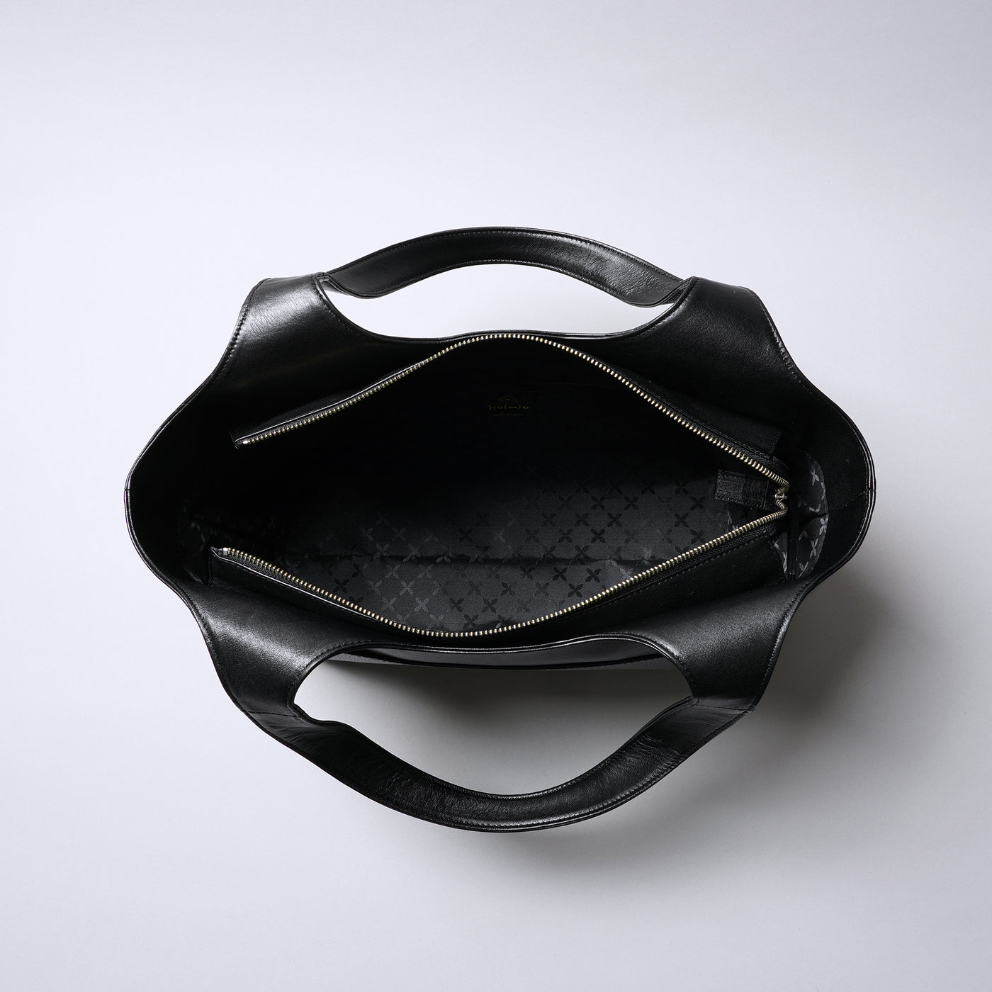 <Kolmio> [VALO] 04 WIDE / Black x Black