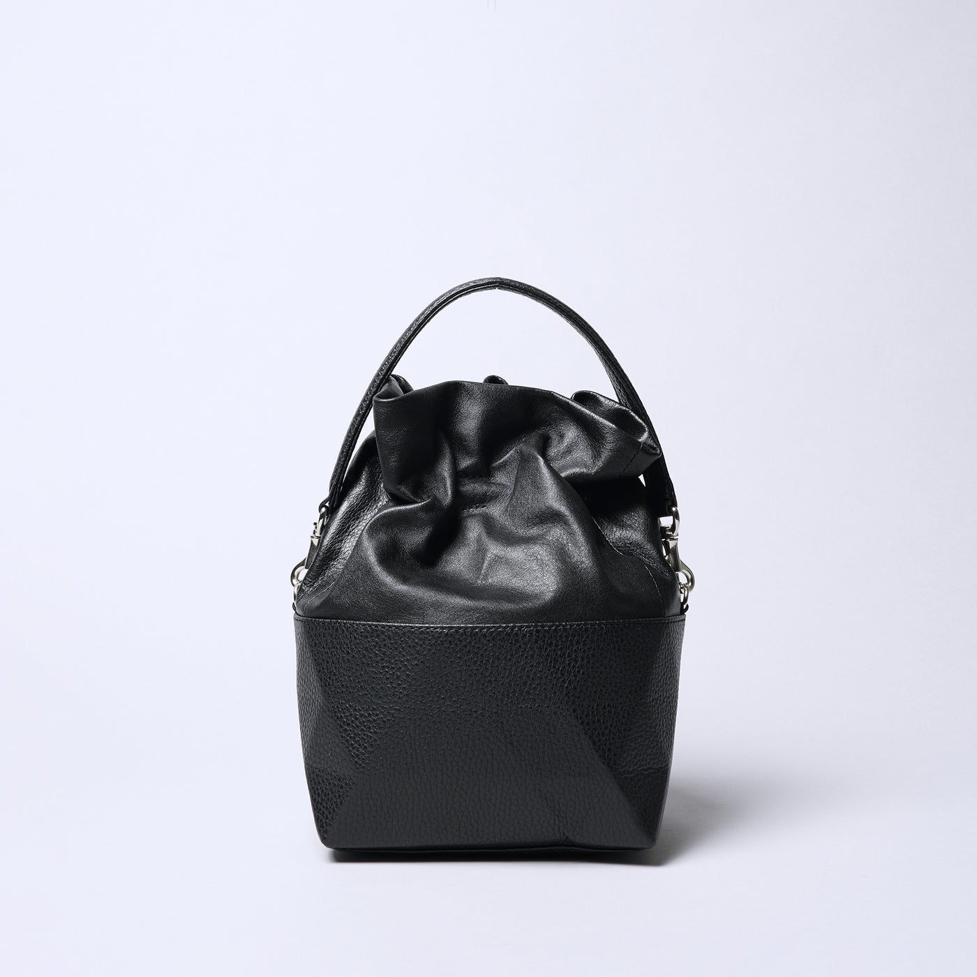 ＜Kolmio＞【VALO】05 KINCHAKU/黑色×黑色