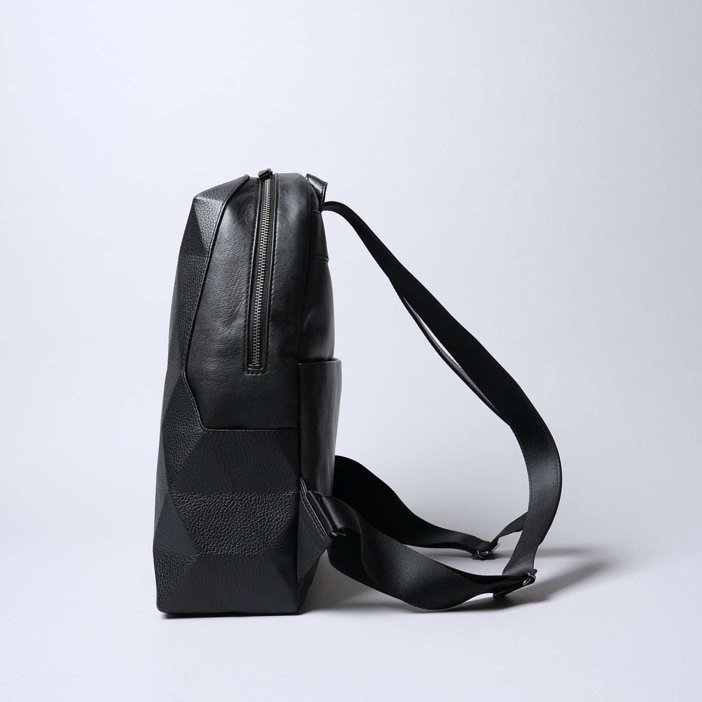 ＜Kolmio＞【VALO】06 RUCKSACK/黑色×黑色