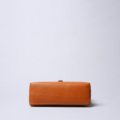 <Laisser Faire> Wolf Shoulder Bag / Red