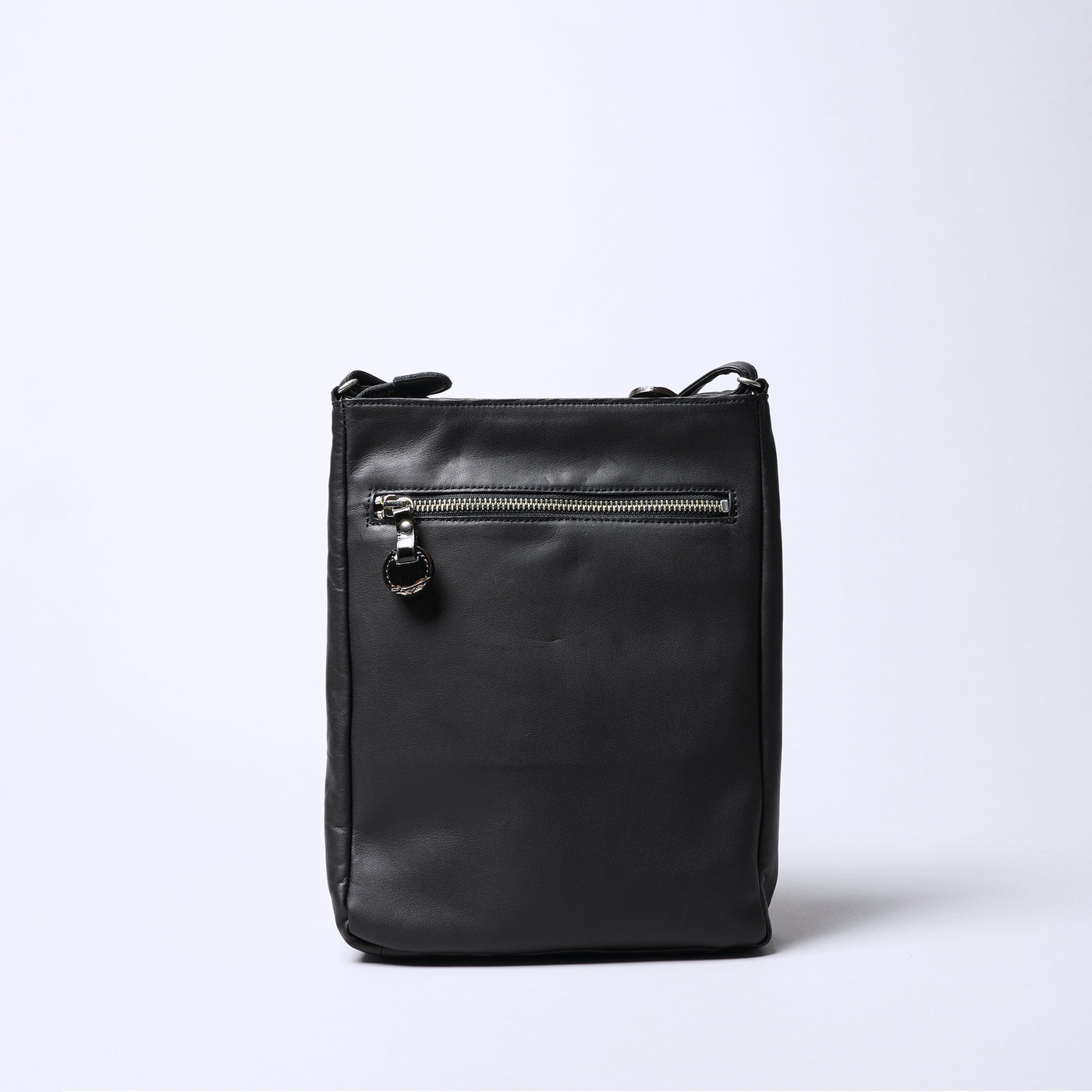 <REAL MIND BL> Apollon Vertical Shoulder Bag / Black