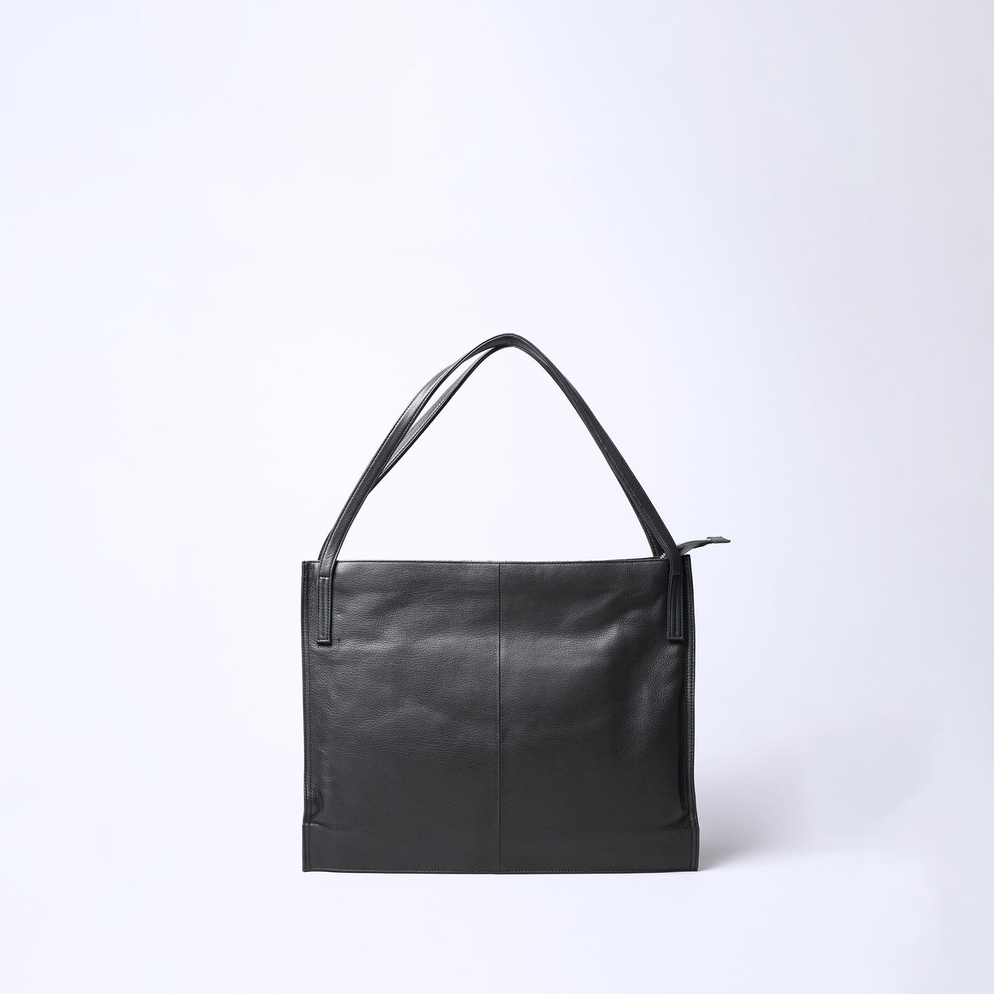 <REAL MIND BL> Fika Thin Gusset 2 A4 Tote Bag / Black