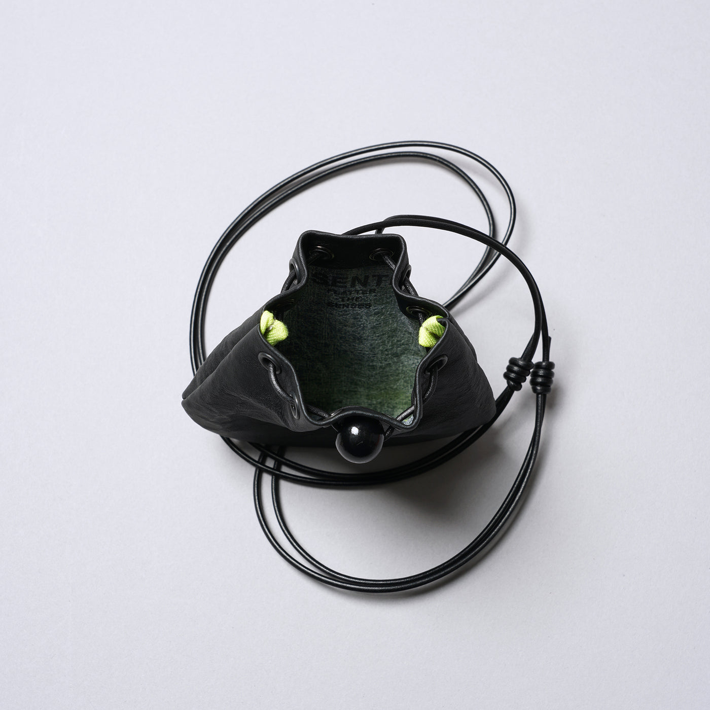 超輕量Dyneema皮革 抽繩束口包SS/黑色