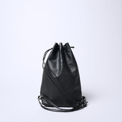<SENTI FLATTER THE SENSES> Super Lightweight Dyneema Leather Drawstring Bag L  / Black x Camel