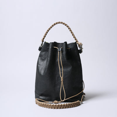 <SENTI FLATTER THE SENSES> Super Lightweight Dyneema Leather Drawstring 2 Way Bag / Black x Camel