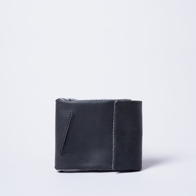 ＜トルクアータ＞昆虫付き GUIDI カーフ 仔牛革 二つ折り財布 / ハナムグリ/ブラック