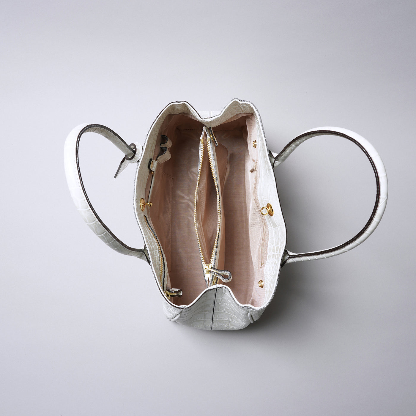 <legu> Chroma B5 Tote Bag / Navy