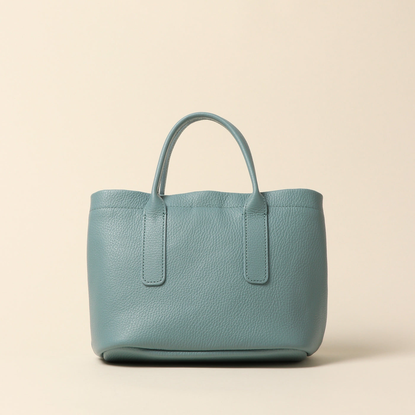 ＜itten-itten＞ Leather mini tote / sax