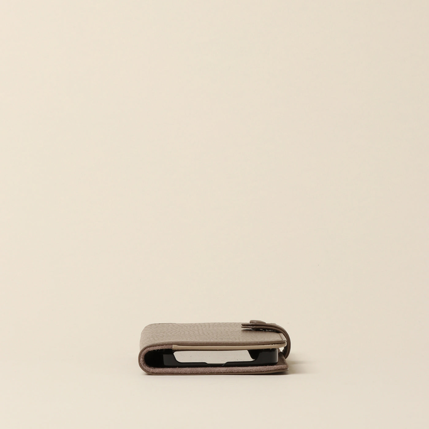 <CALDO tokyo japan> CROSSOVER iPhone Case (iPhone13) / Sax Beige