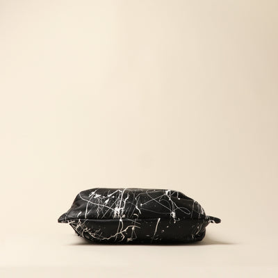 <Estine> Supra Series Leather Triangle Hobo Bag / Black