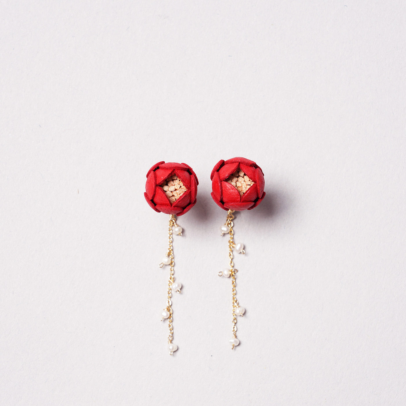 <Selieu> Ichirin Pierced Earrings / Sakura