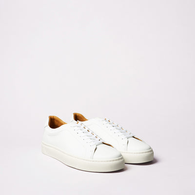 <TOSS> Chester Chester Lace-up Leather Sneakers / White