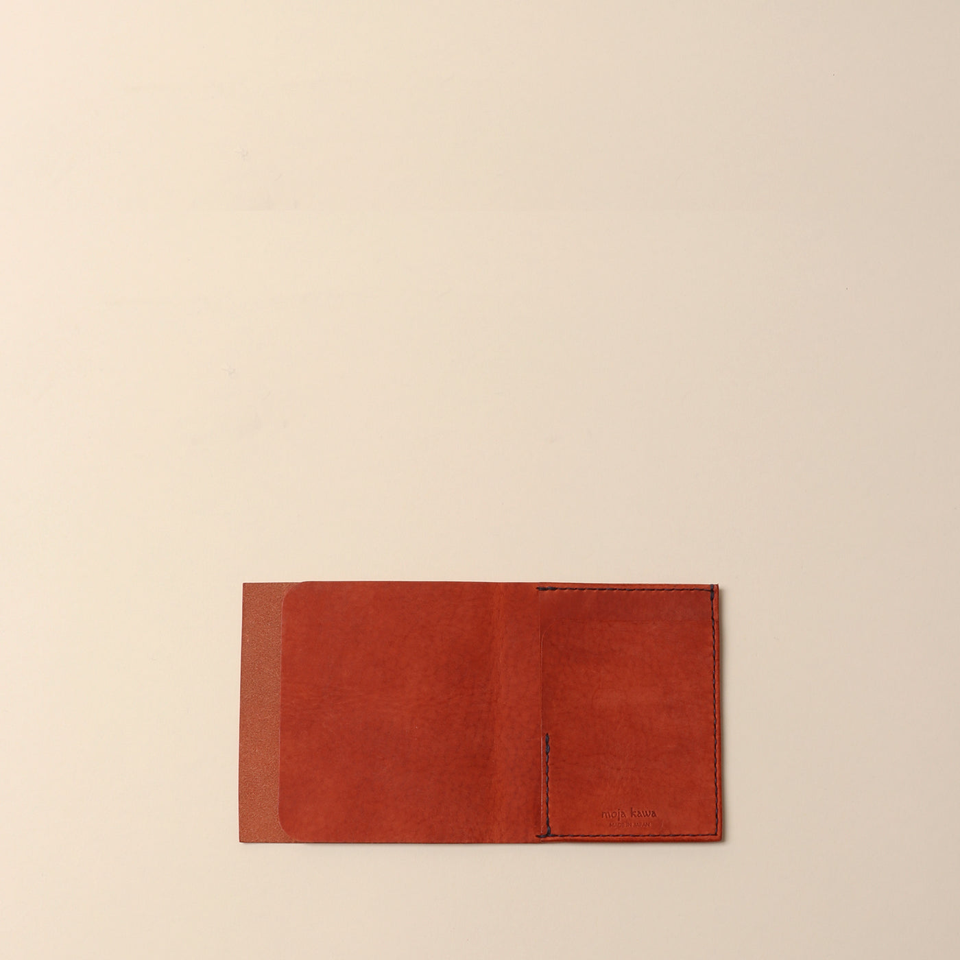 ＜Mojakawa> saba half Bifold wallet / brown