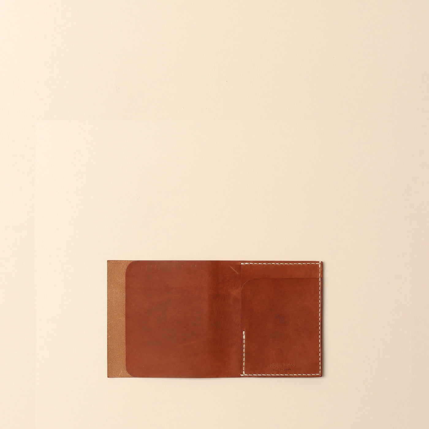 ＜Mojakawa> saba half Bifold wallet / brown