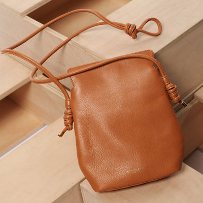 <KIYOKAWA> ZITA Mini Pochette / Camel